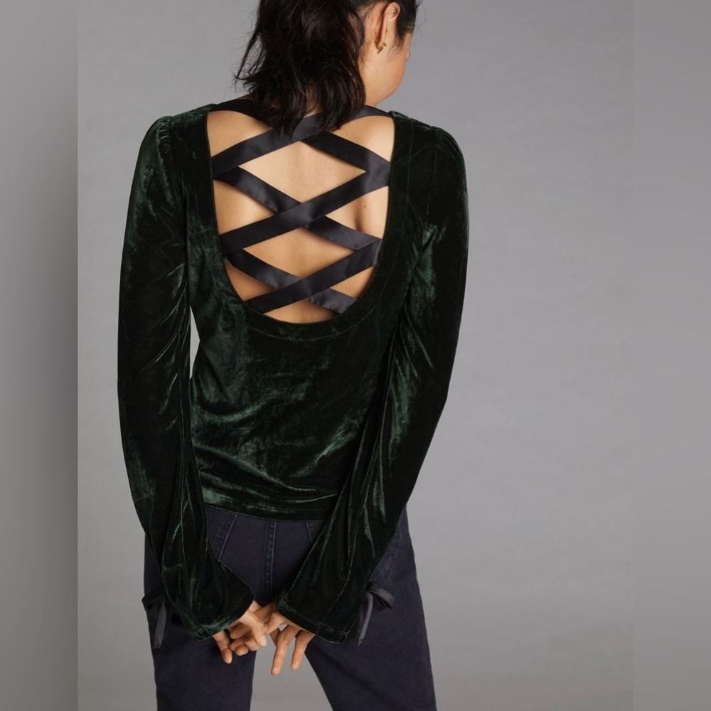 NWOT Anthropologie Velvet Open back top, size medium